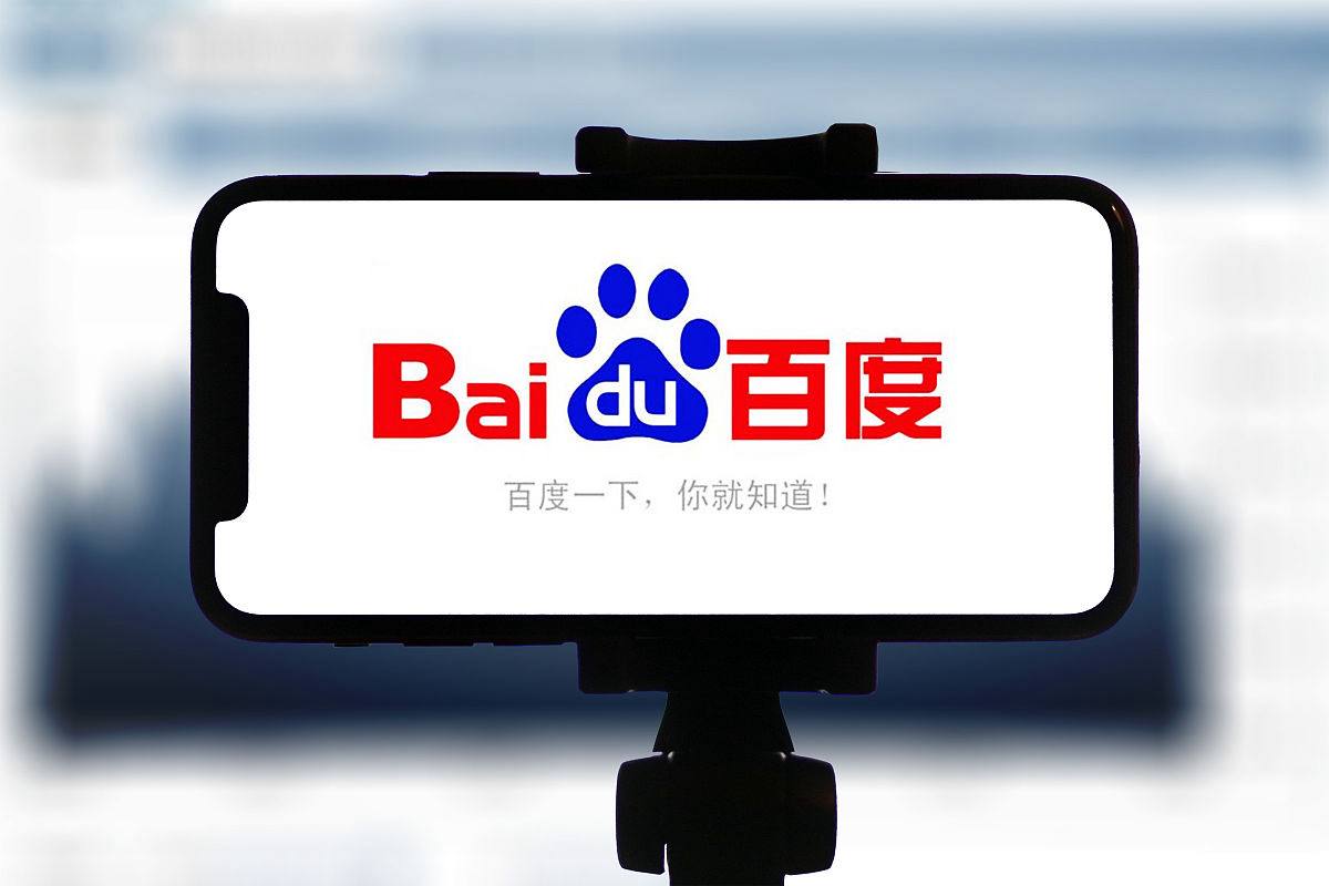 布瑞吉所有不动产都写的胡佳名字